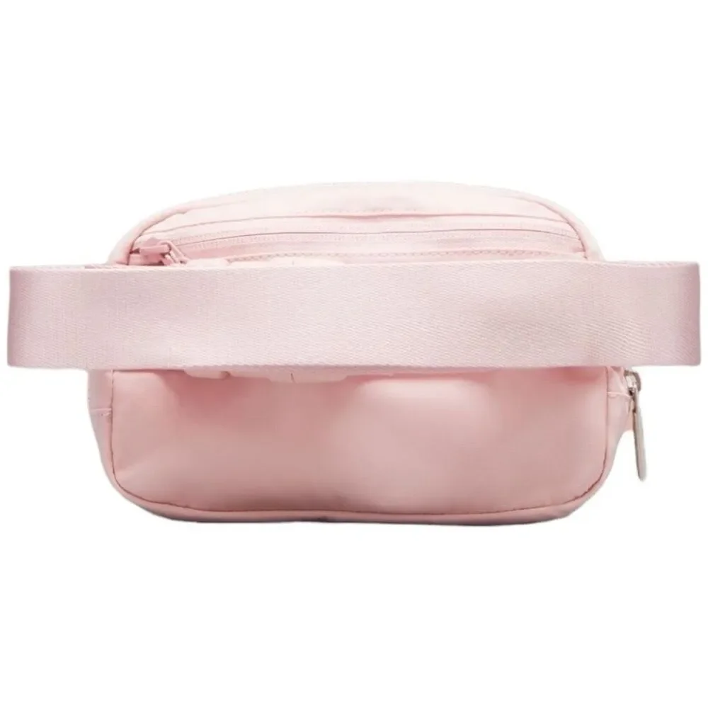 Lululemon Everywhere Belt Bag 1L Flush Pink NWT Crossbody Silver Hardware